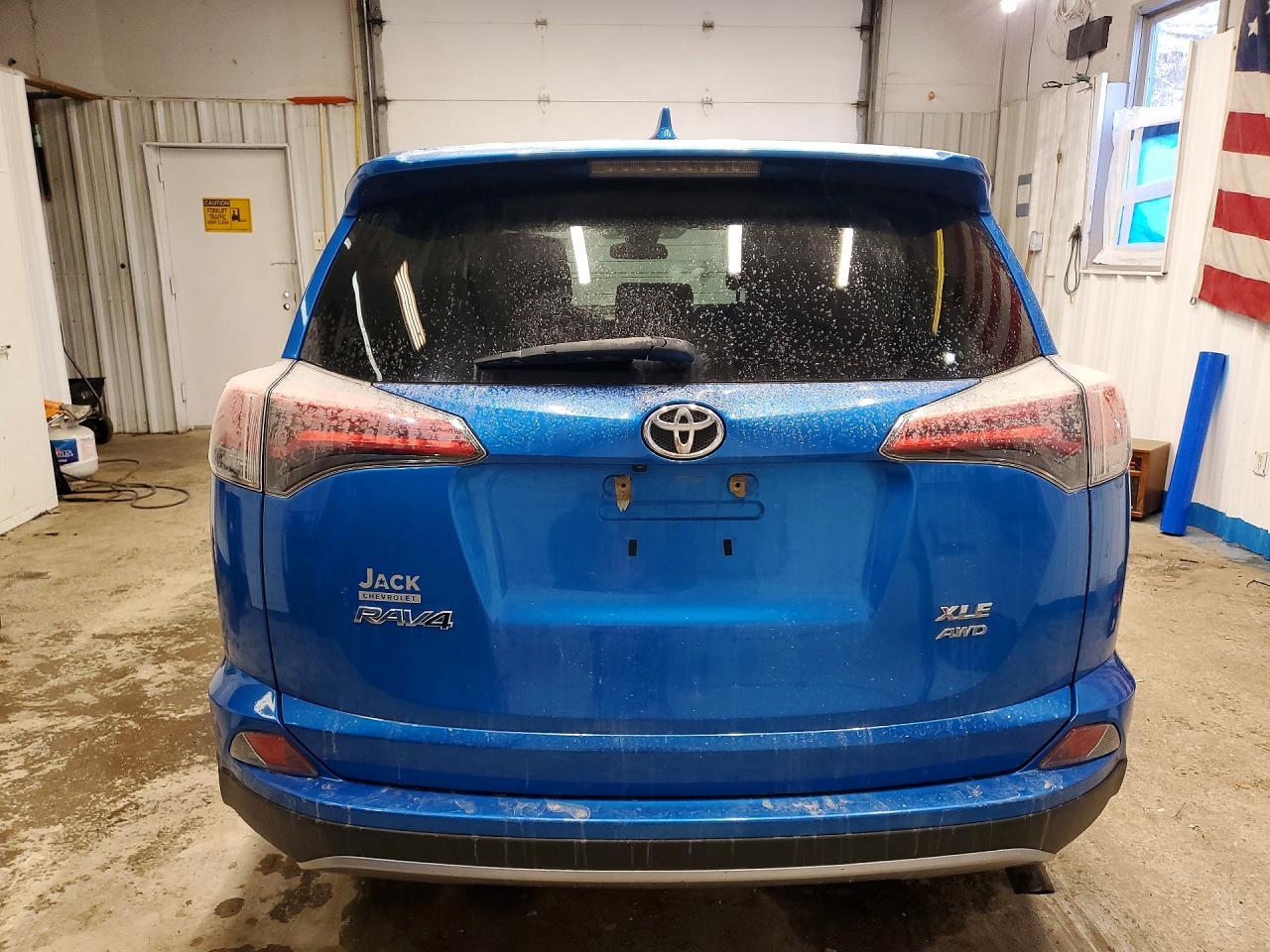 2018 Toyota Rav4 Xle - Image 6