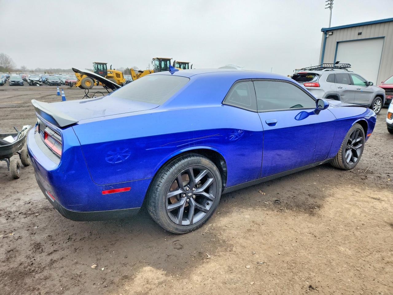 2021 Dodge Challenger Sxt - Фото 3