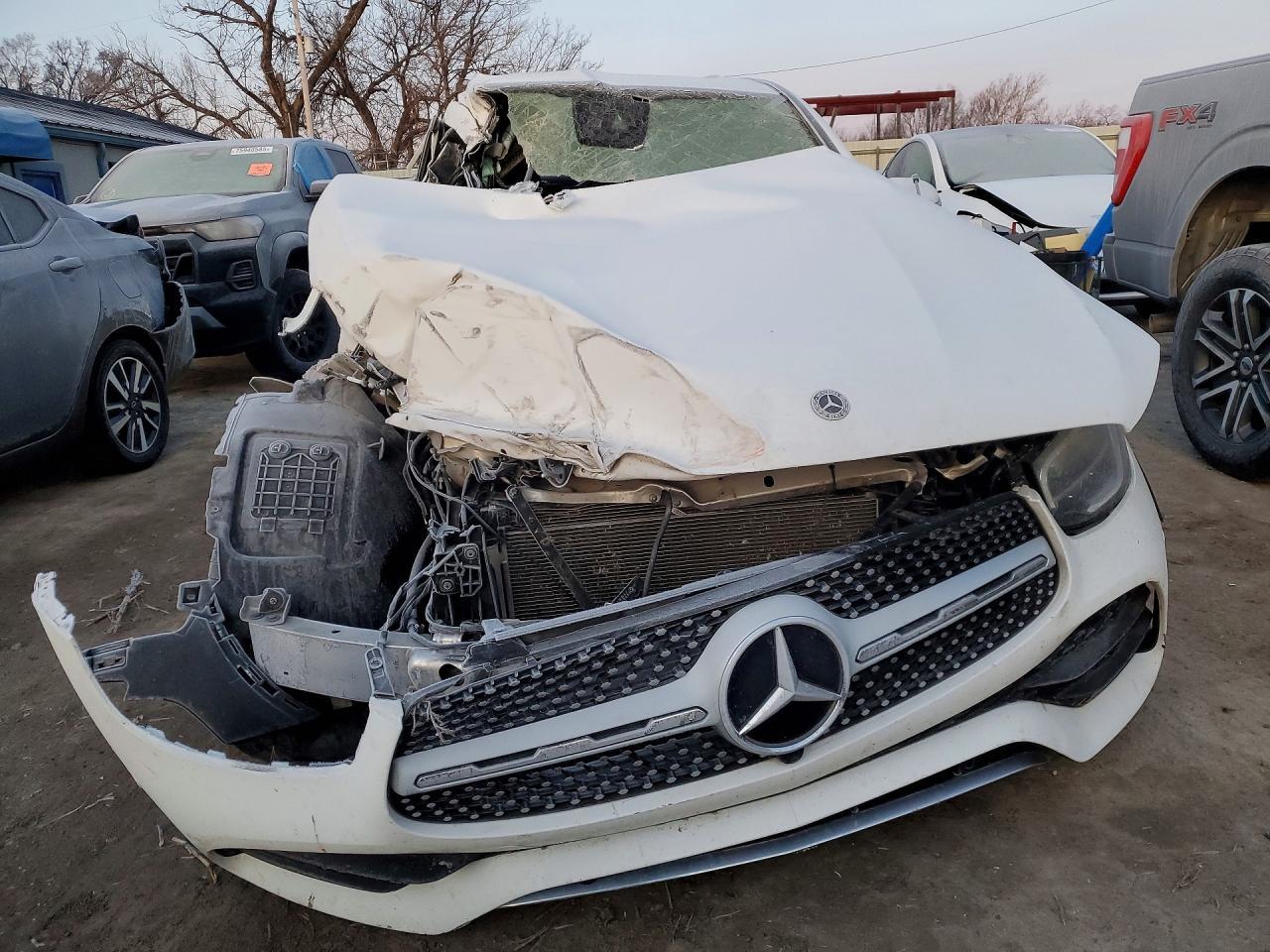 2023 Mercedes-Benz Glc Coupe 300 4Matic - Image 5