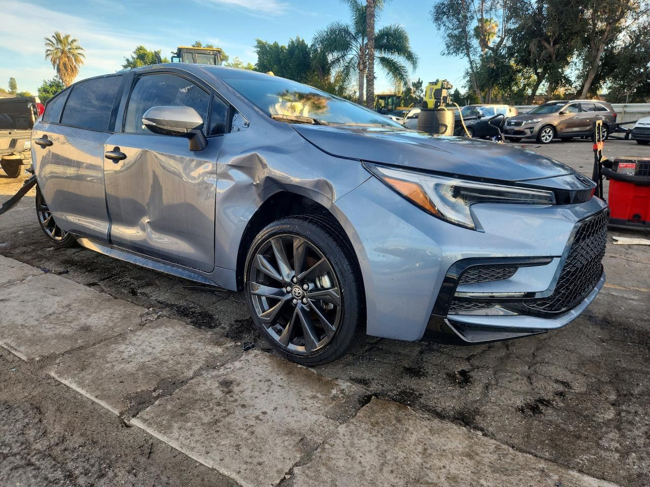 2025 Toyota Corolla Hybrid Se - Image 4