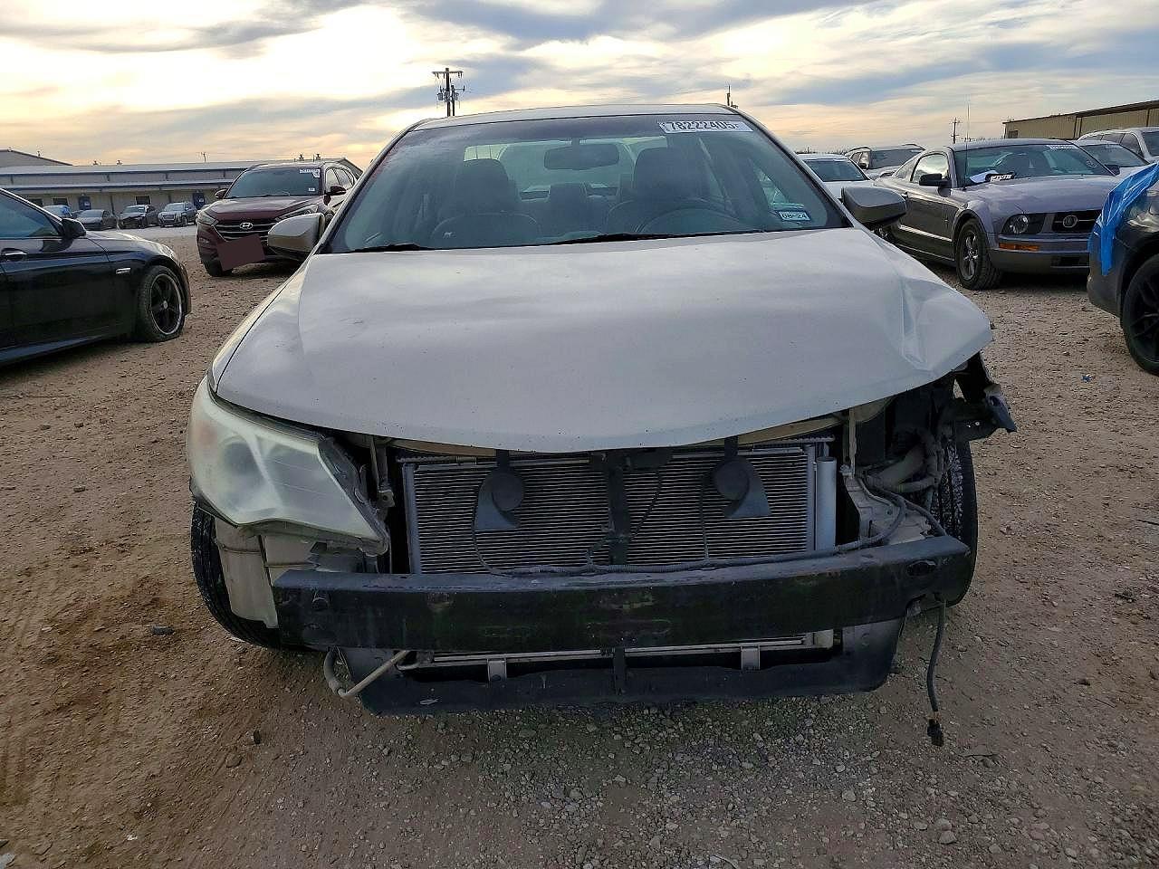 2014 Toyota Camry - Фото 5