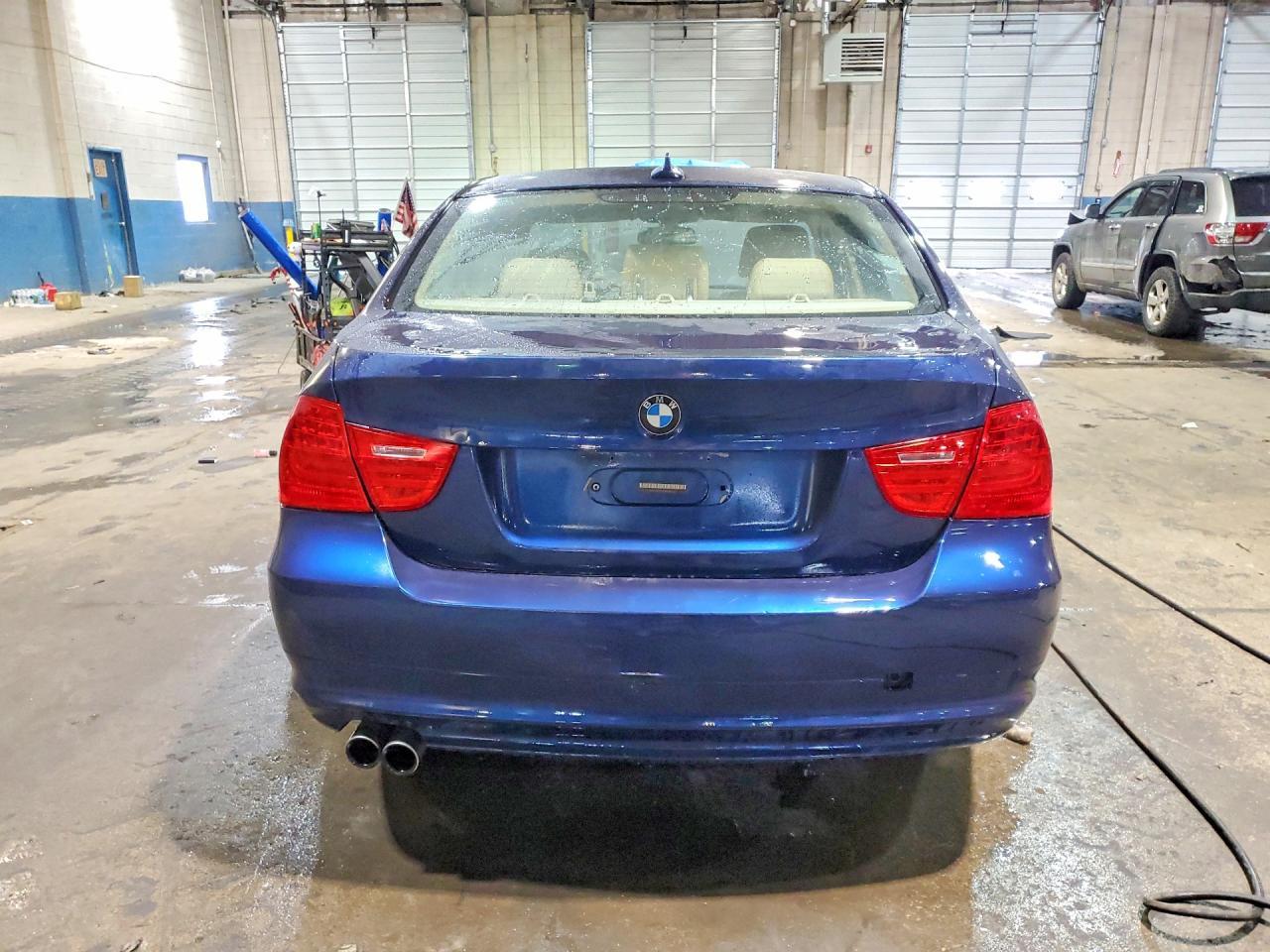2011 BMW 328 Xi - Фото 6