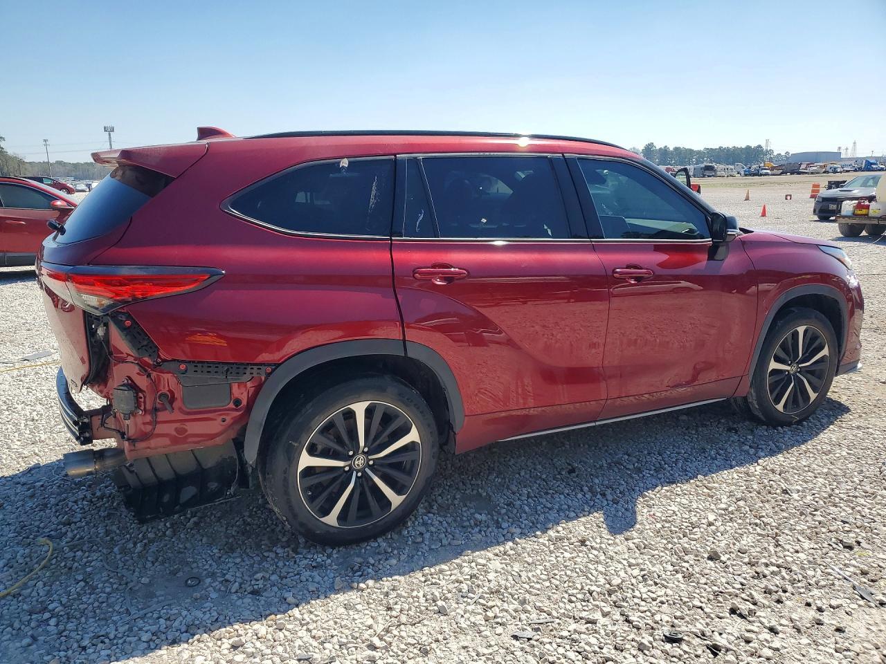 2022 Toyota Highlander Xse - Фото 3