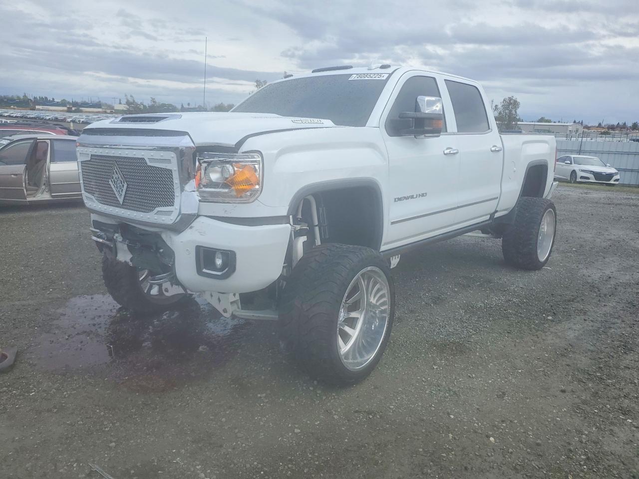 2017 GMC Sierra K2500 Denali