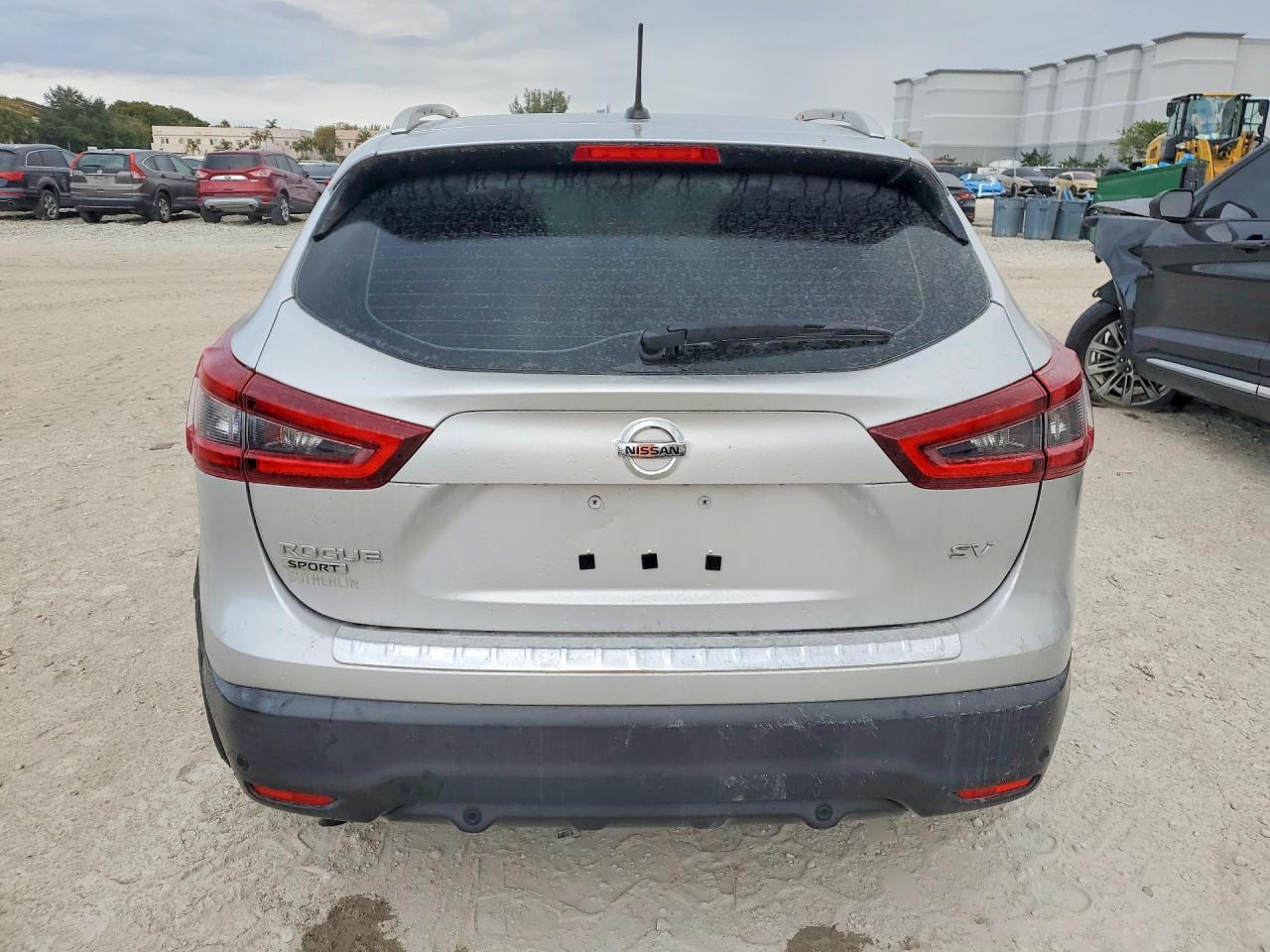 2021 Nissan Rogue Sport Sv - Фото 6