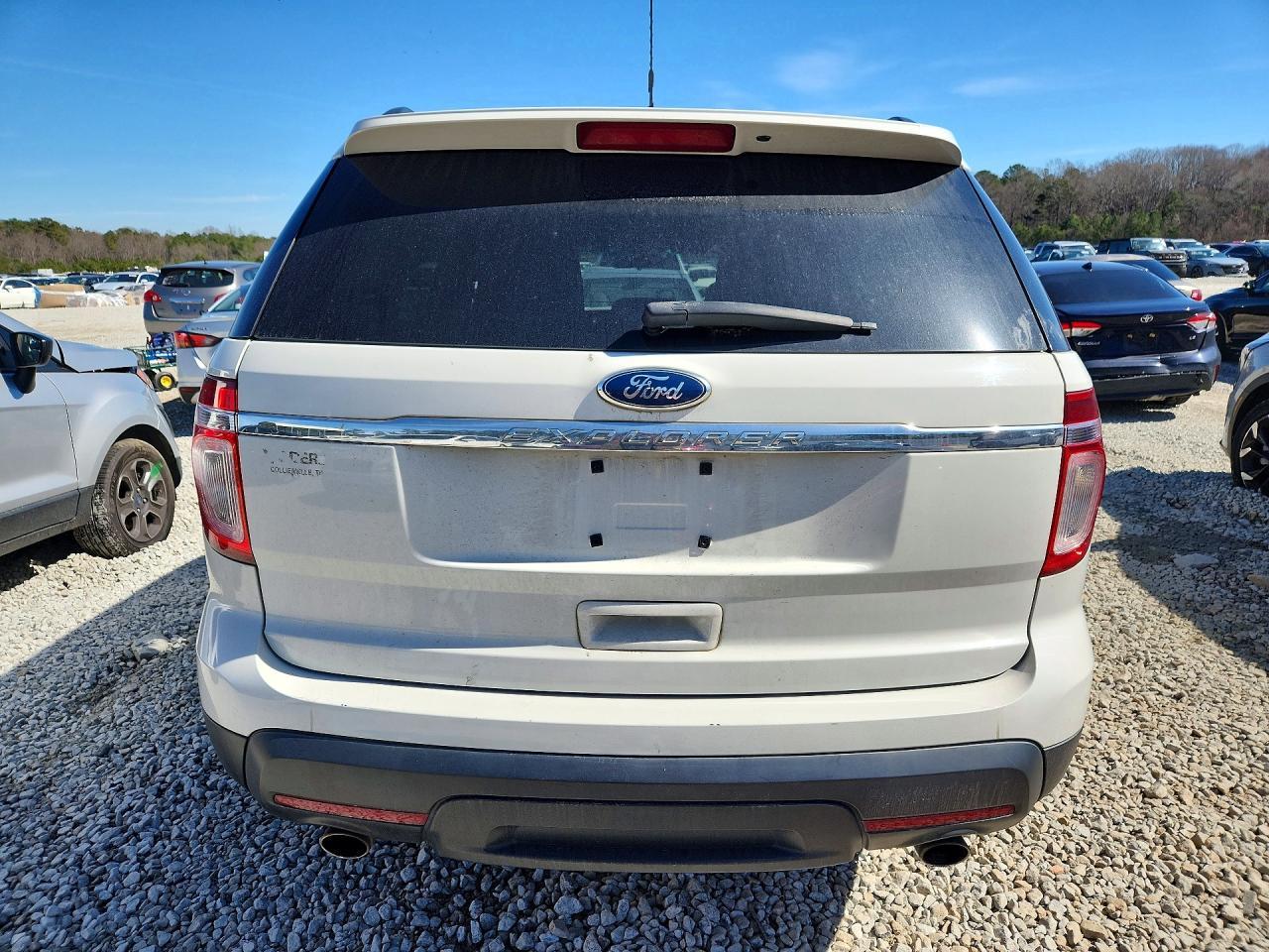 2012 Ford Explorer - Image 6