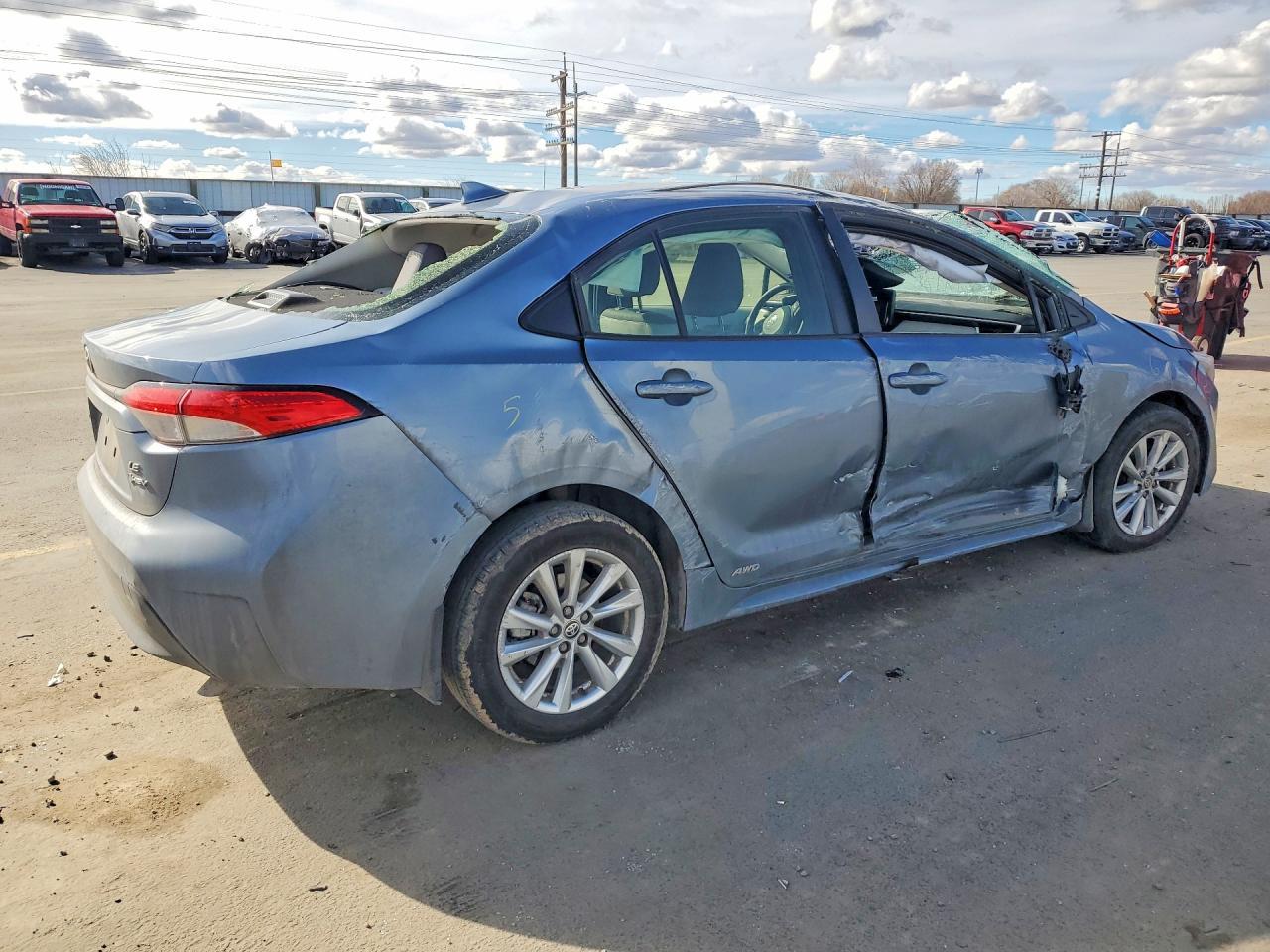 2025 Toyota Corolla Le - Image 3