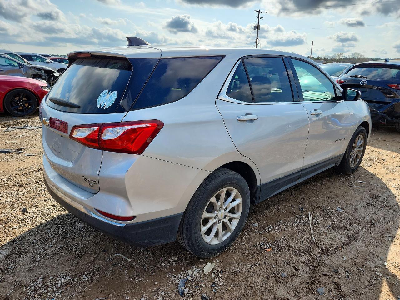 2020 Chevrolet Equinox Lt - Image 3