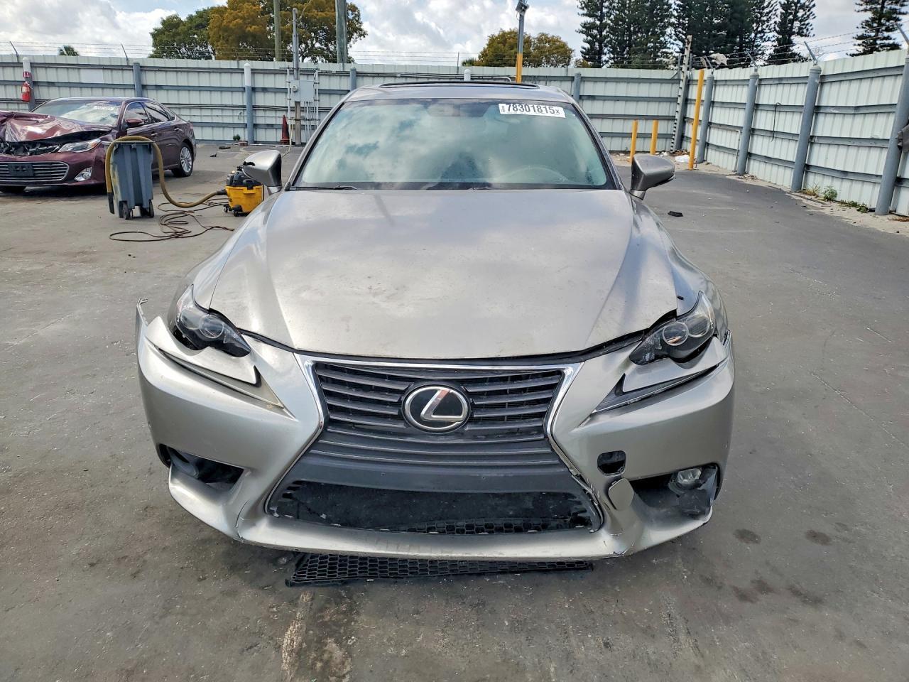 2015 Lexus Is - Фото 5