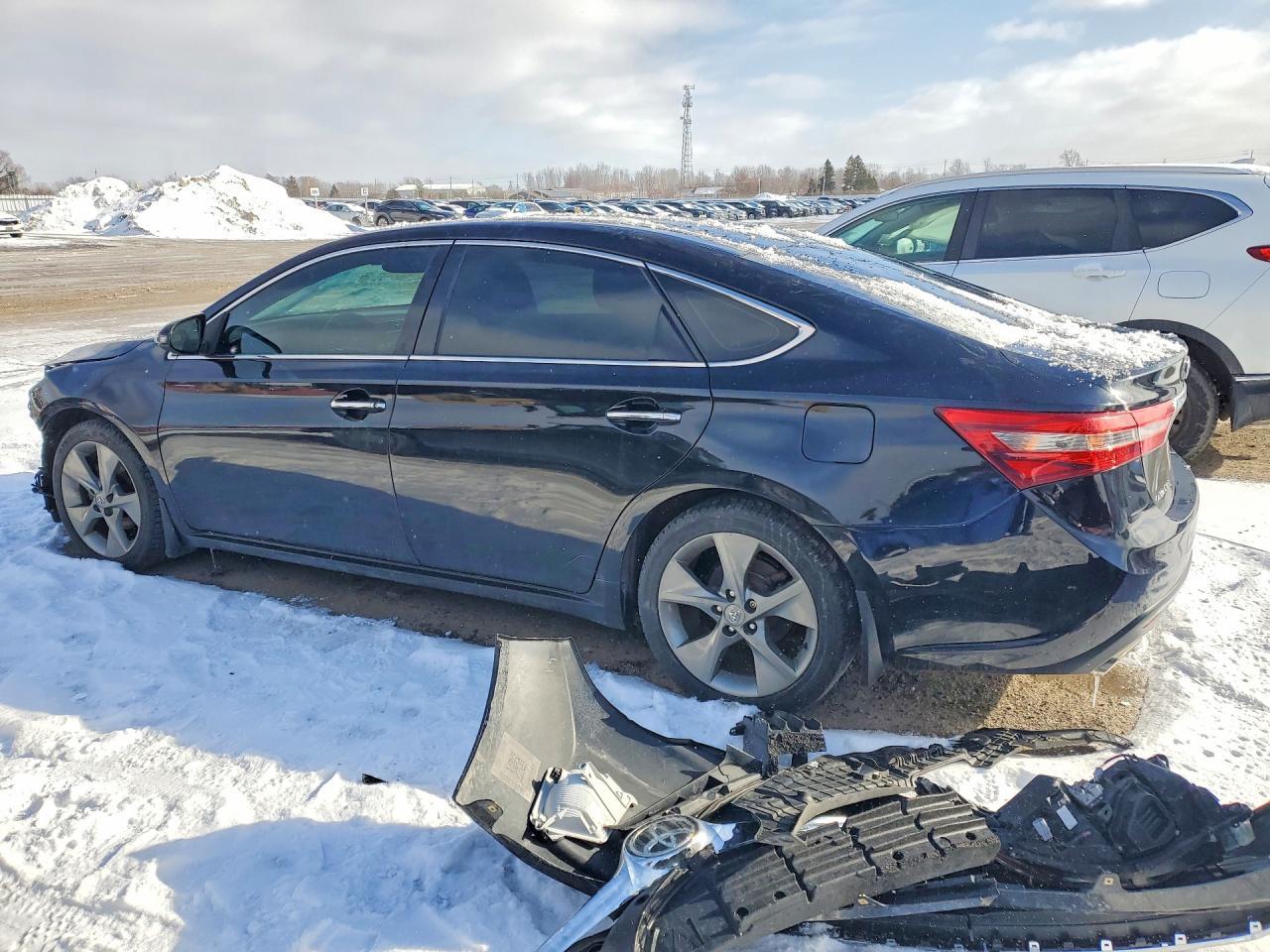 2016 Toyota Avalon Xle - Image 2
