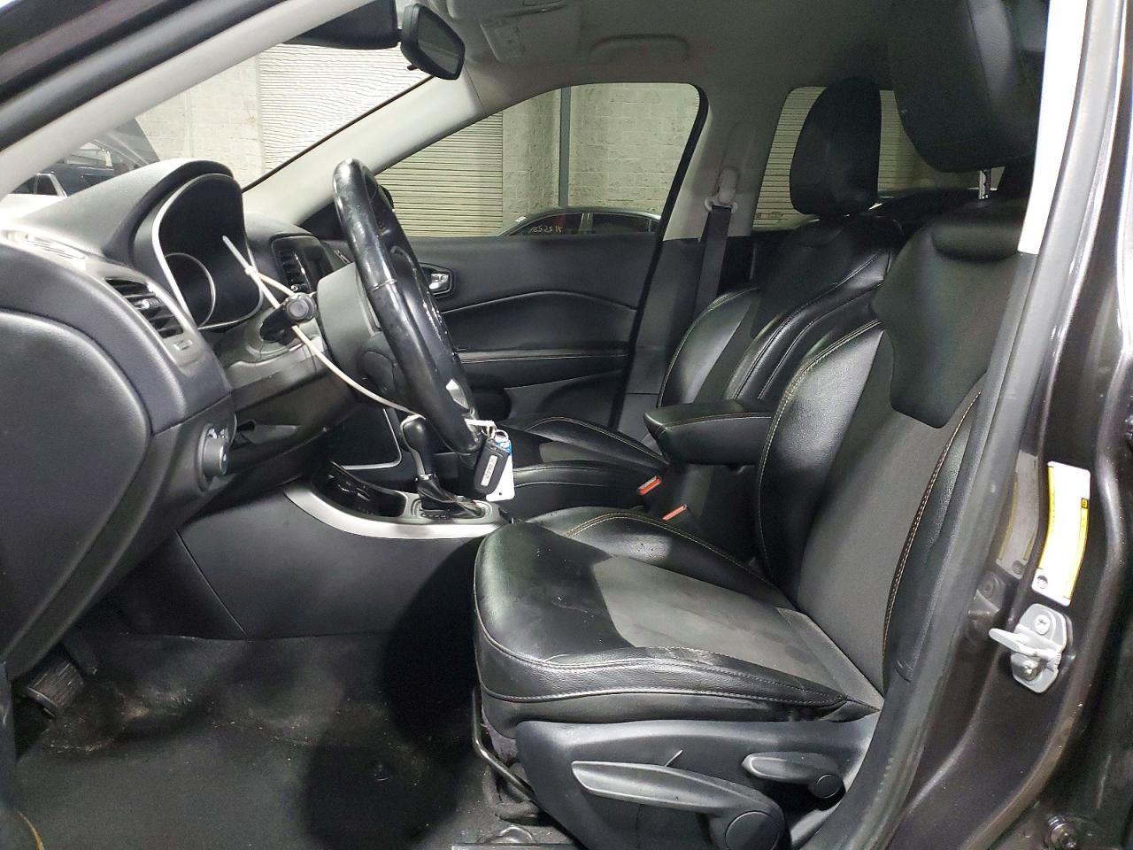 2020 Jeep Compass Latitude - Image 7