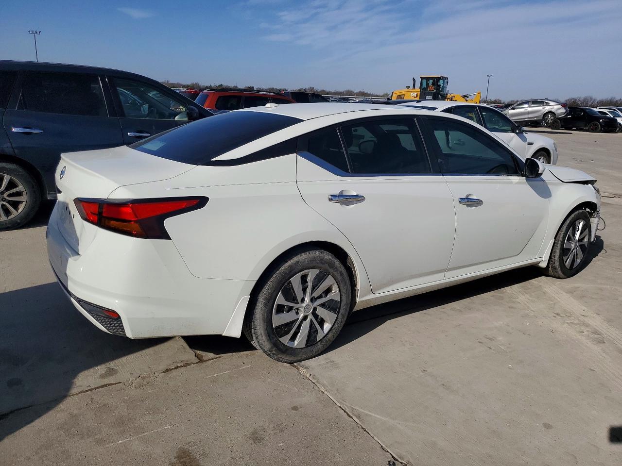 2020 Nissan Altima 2.5 S - Фото 3