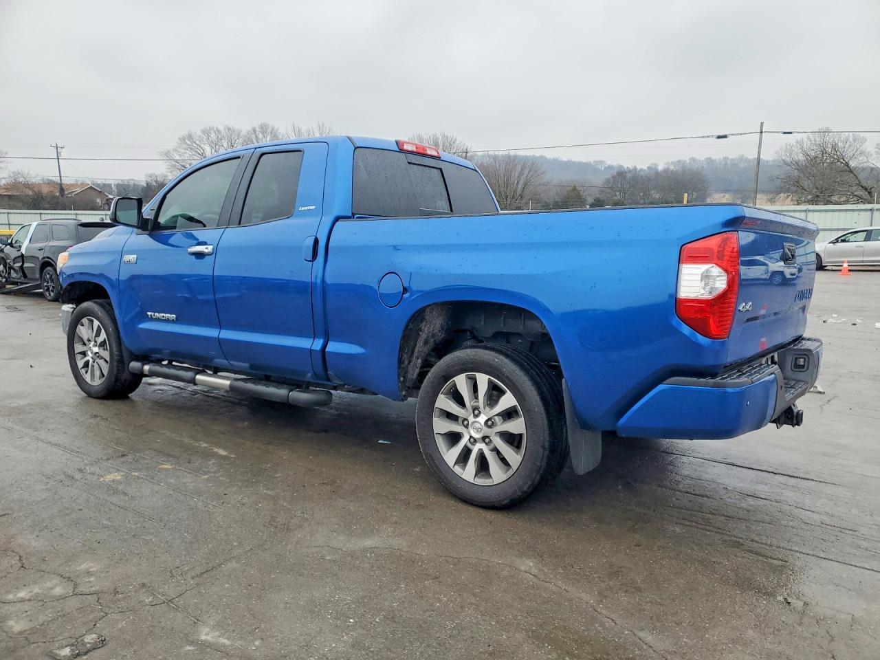 2016 Toyota Tundra Double Cab Limited - Image 2