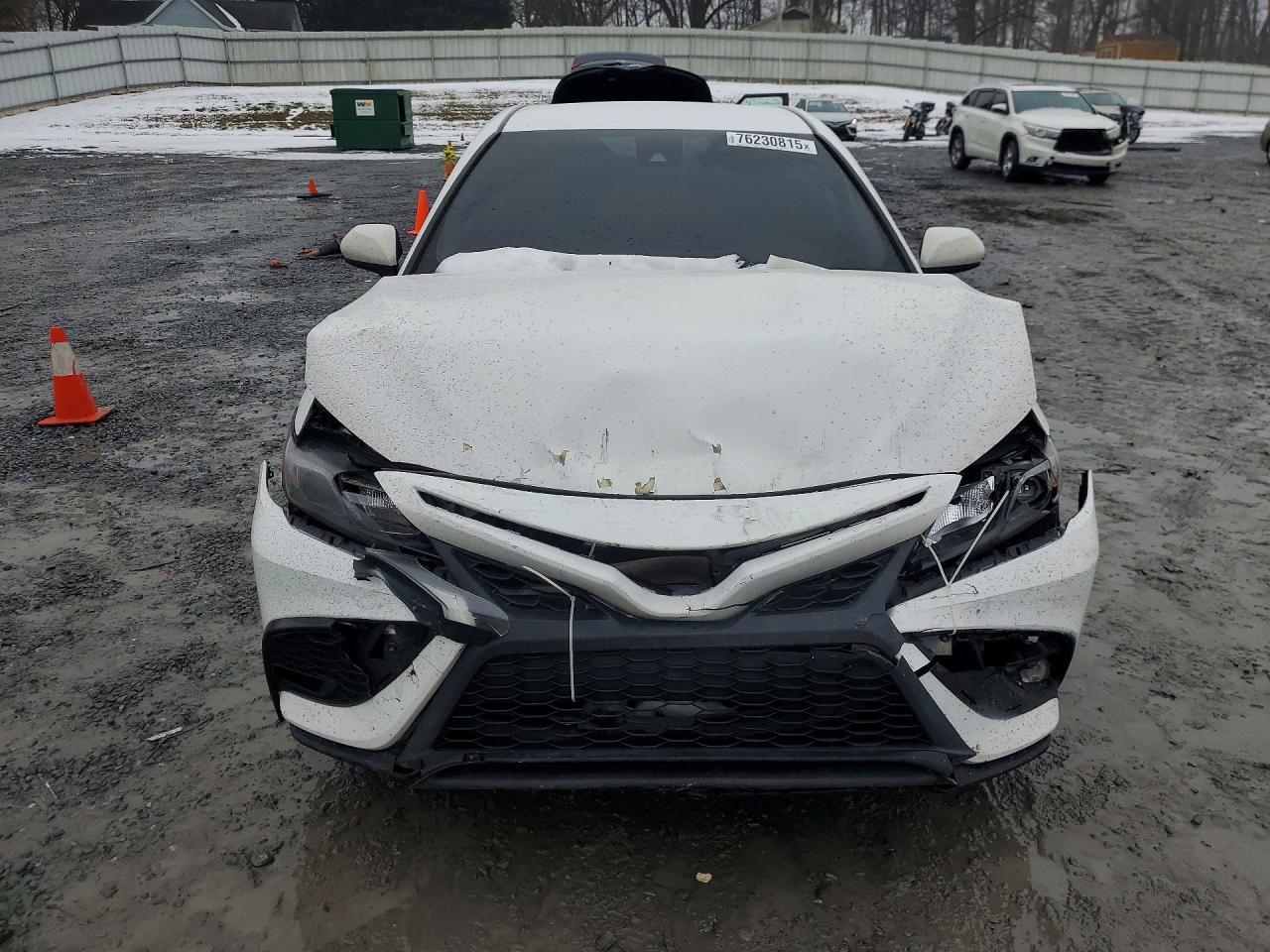 2021 Toyota Camry Se - Image 5