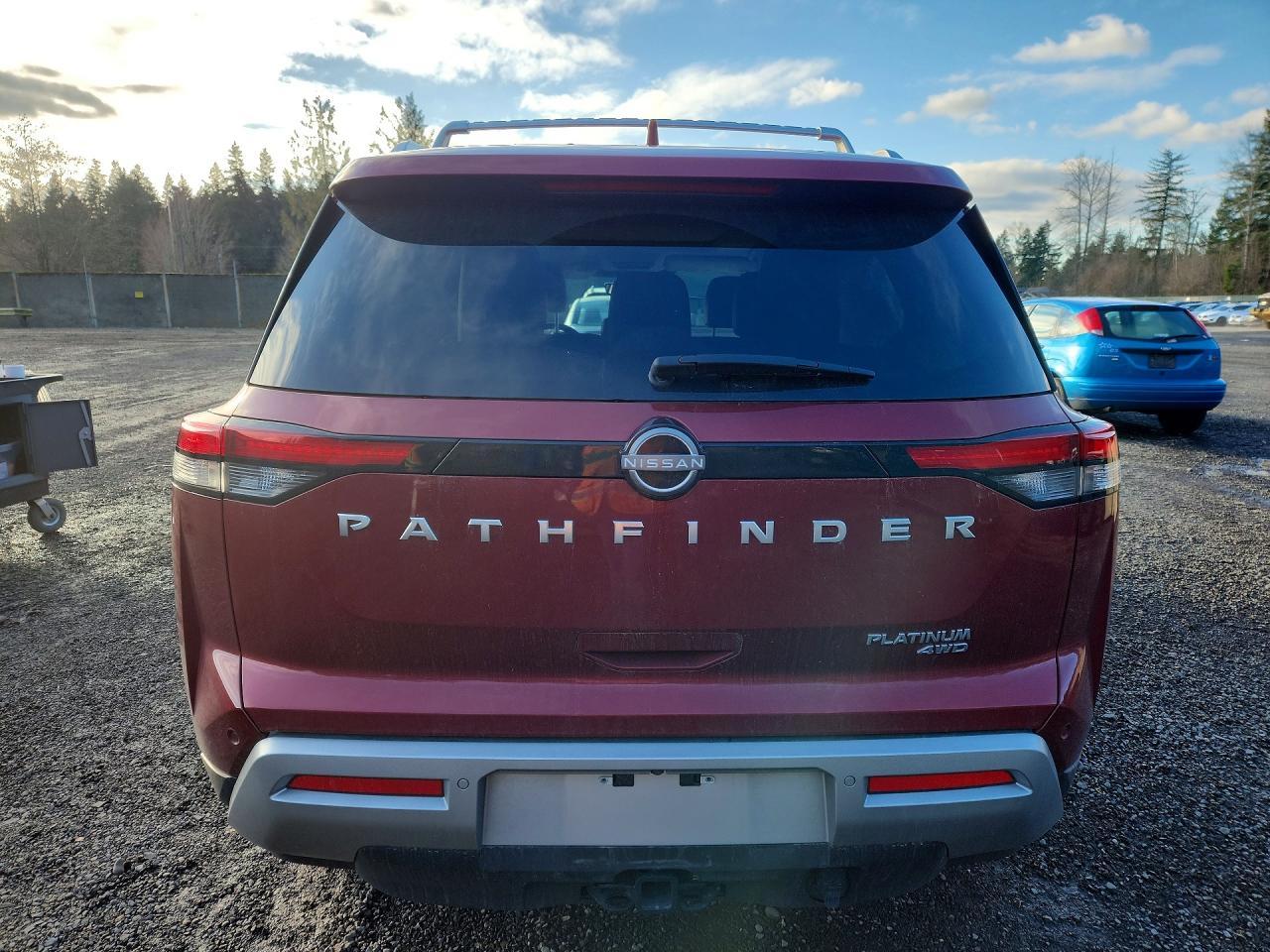 2025 Nissan Pathfinder Platinum - Фото 6
