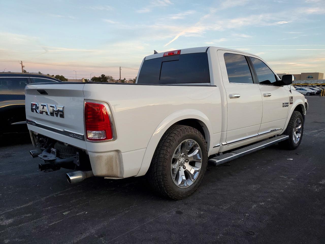 2016 Ram 1500 Longhorn - Фото 3