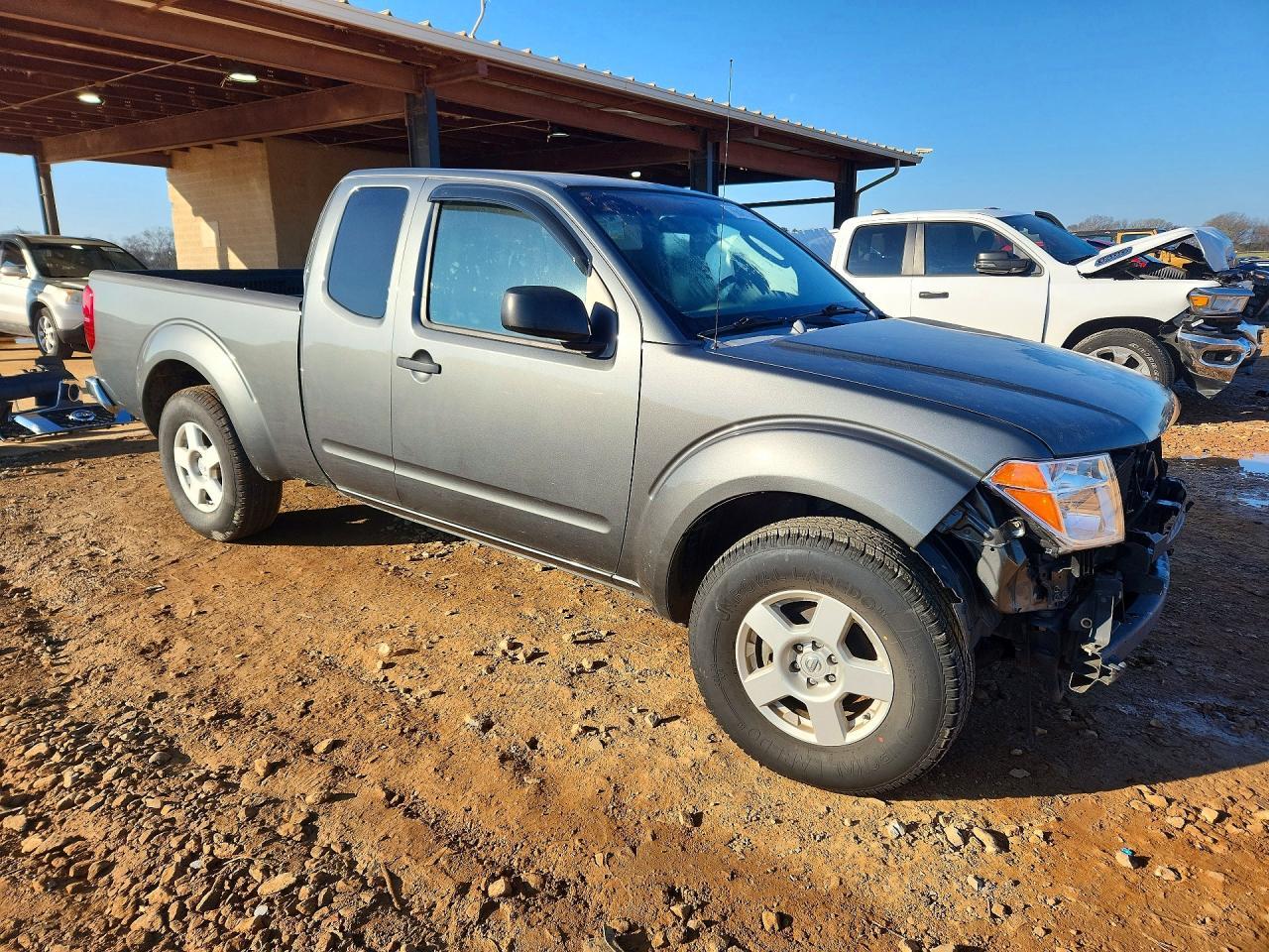 2005 Nissan Frontier Se - Фото 4