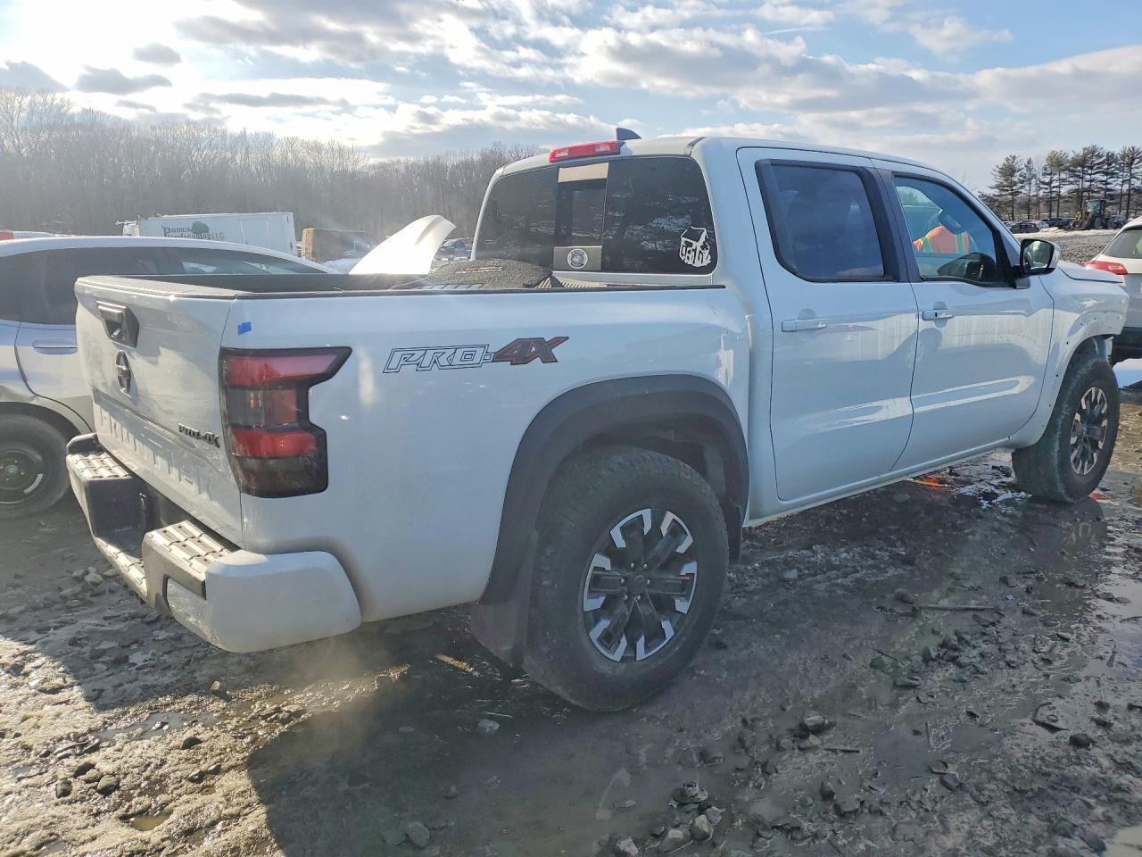 2023 Nissan Frontier Pro-4X - Image 3