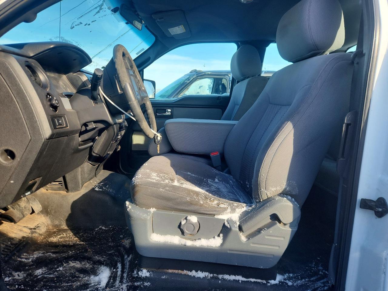 2014 Ford F150 - Фото 7