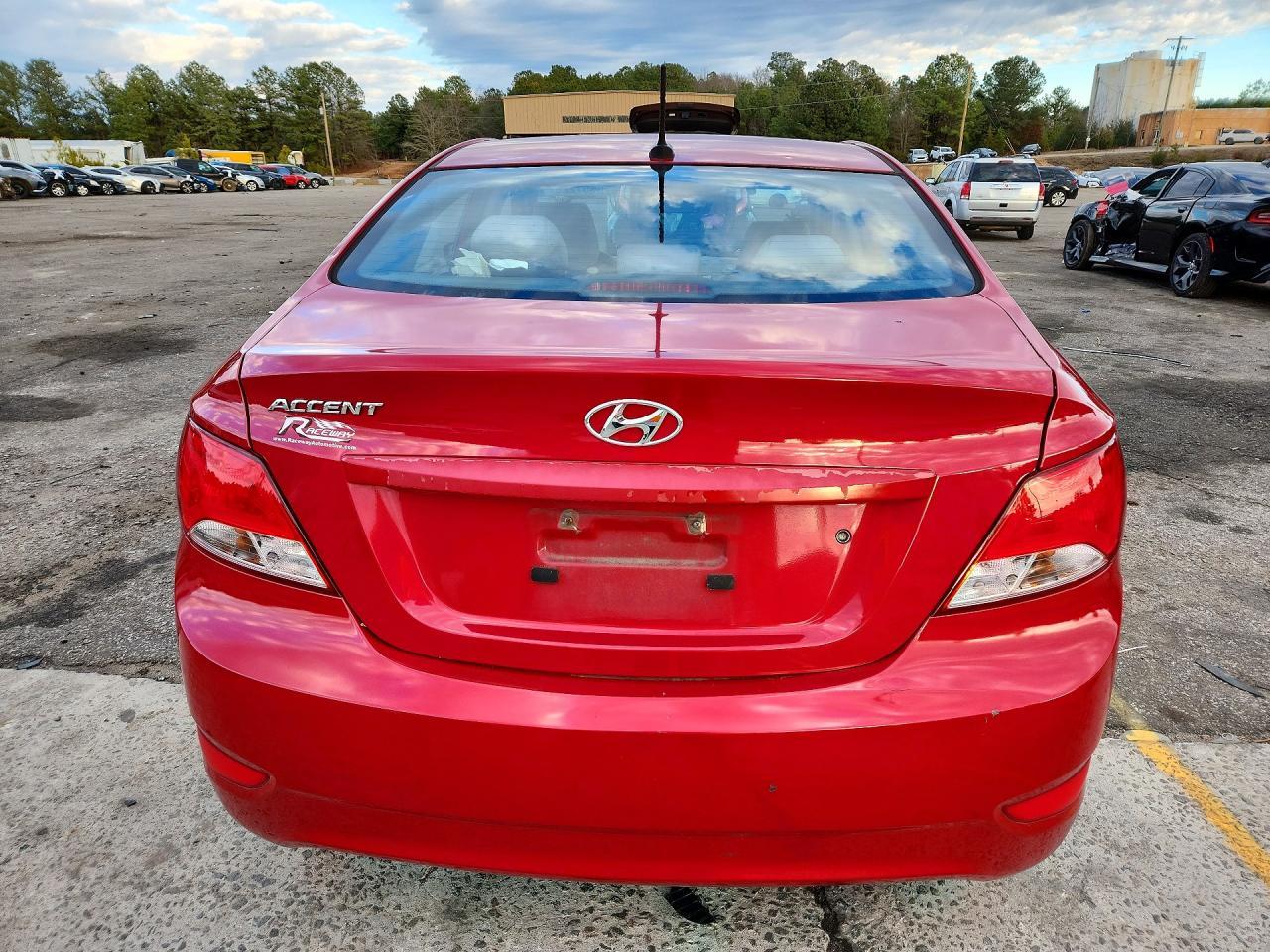 2016 Hyundai Accent Se - Фото 6