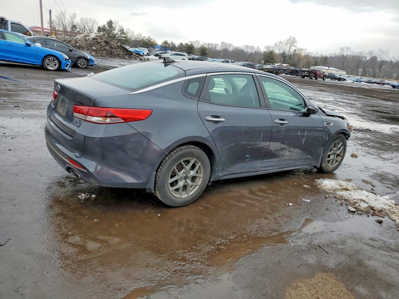 2017 Kia Optima Lx - Фото 3