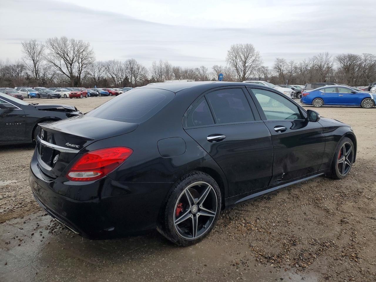 2016 Mercedes-Benz C 300 4Matic - Image 3