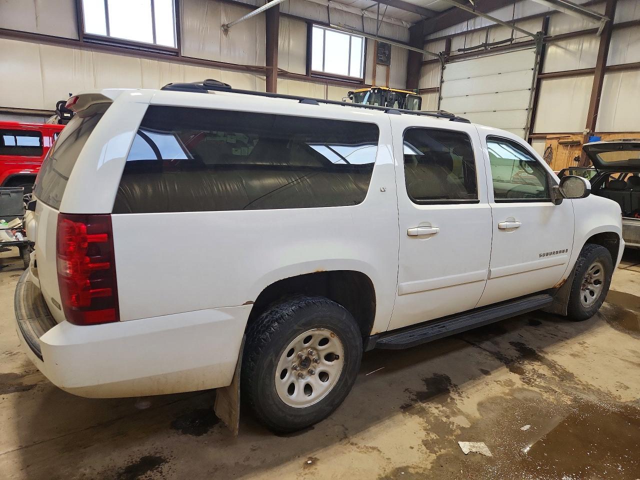 2007 Chevrolet Suburban K1500 - Фото 3