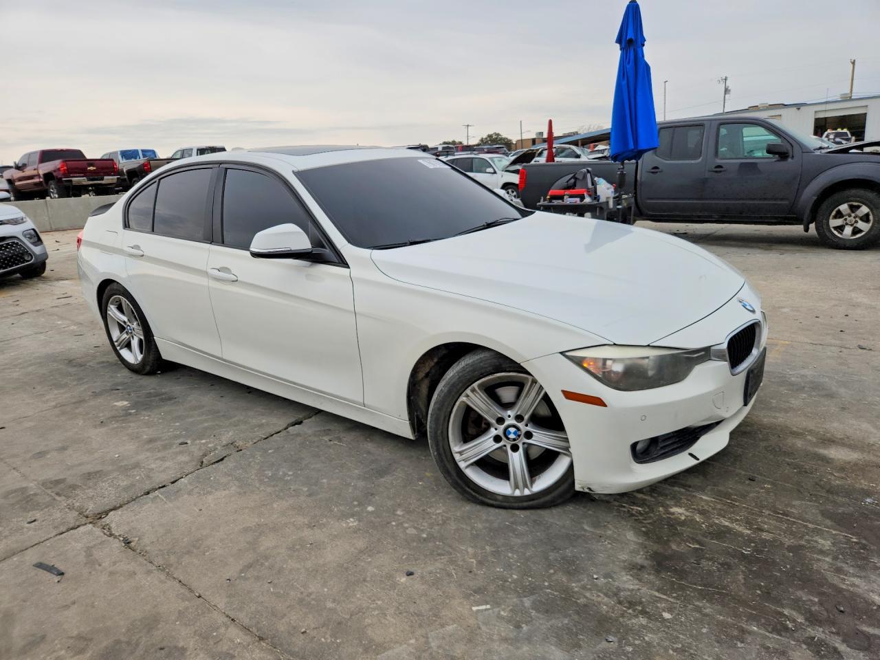 2015 BMW 328 I - Фото 4