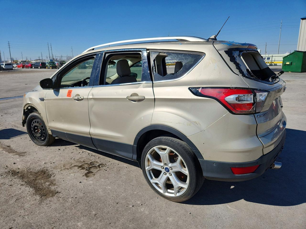 2018 Ford Escape Titanium - Фото 2