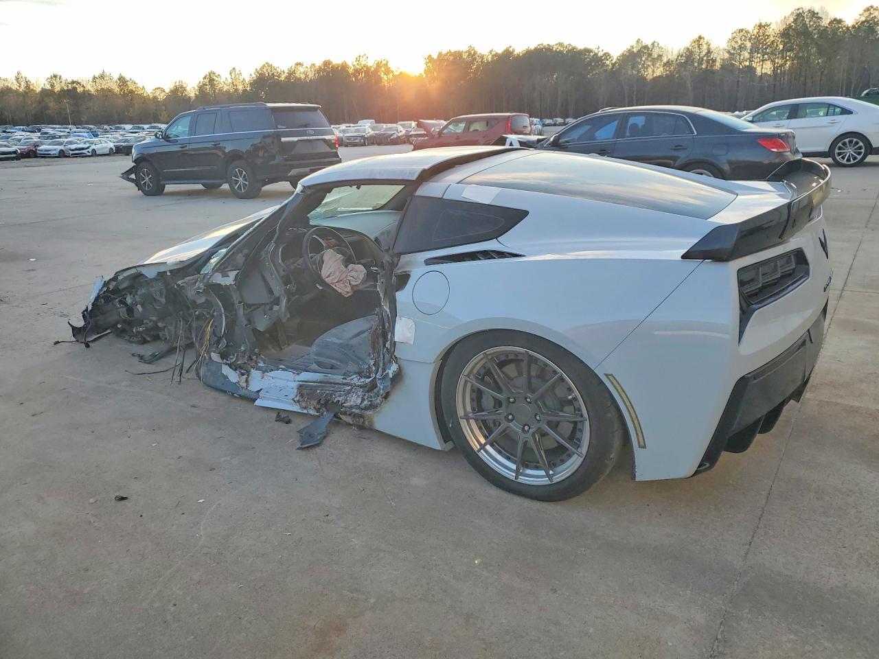 2019 Chevrolet Corvette Stingray 1Lt - Фото 2