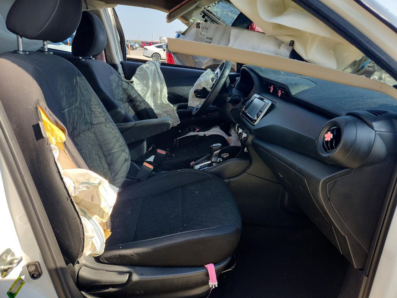 2021 Nissan Kicks S - Image 7