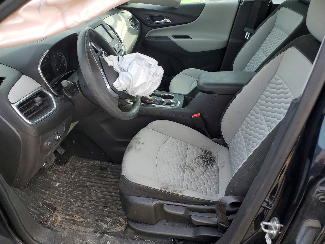 2020 Chevrolet Equinox Ls - Image 7