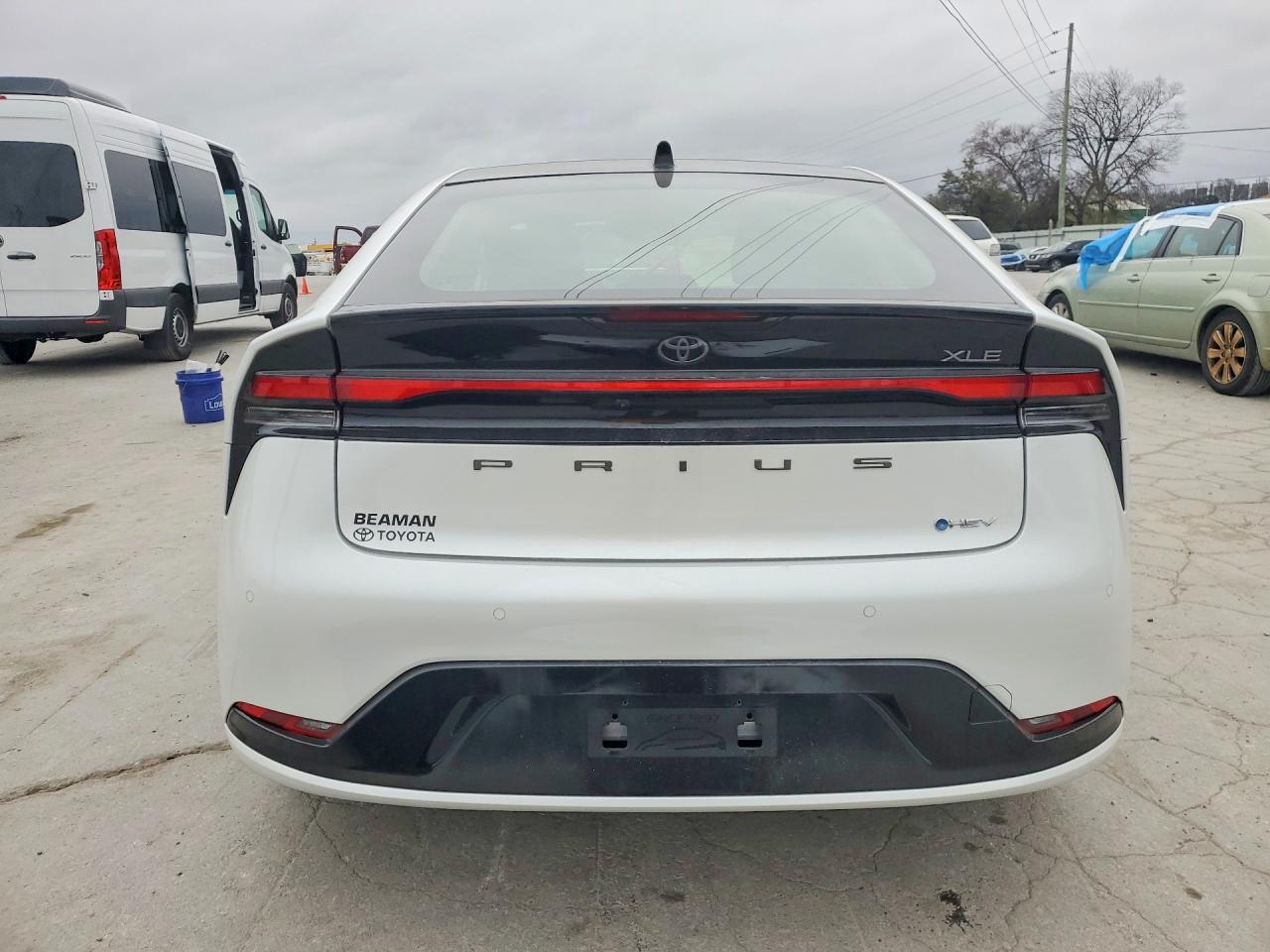 2024 Toyota Prius Le - Фото 6