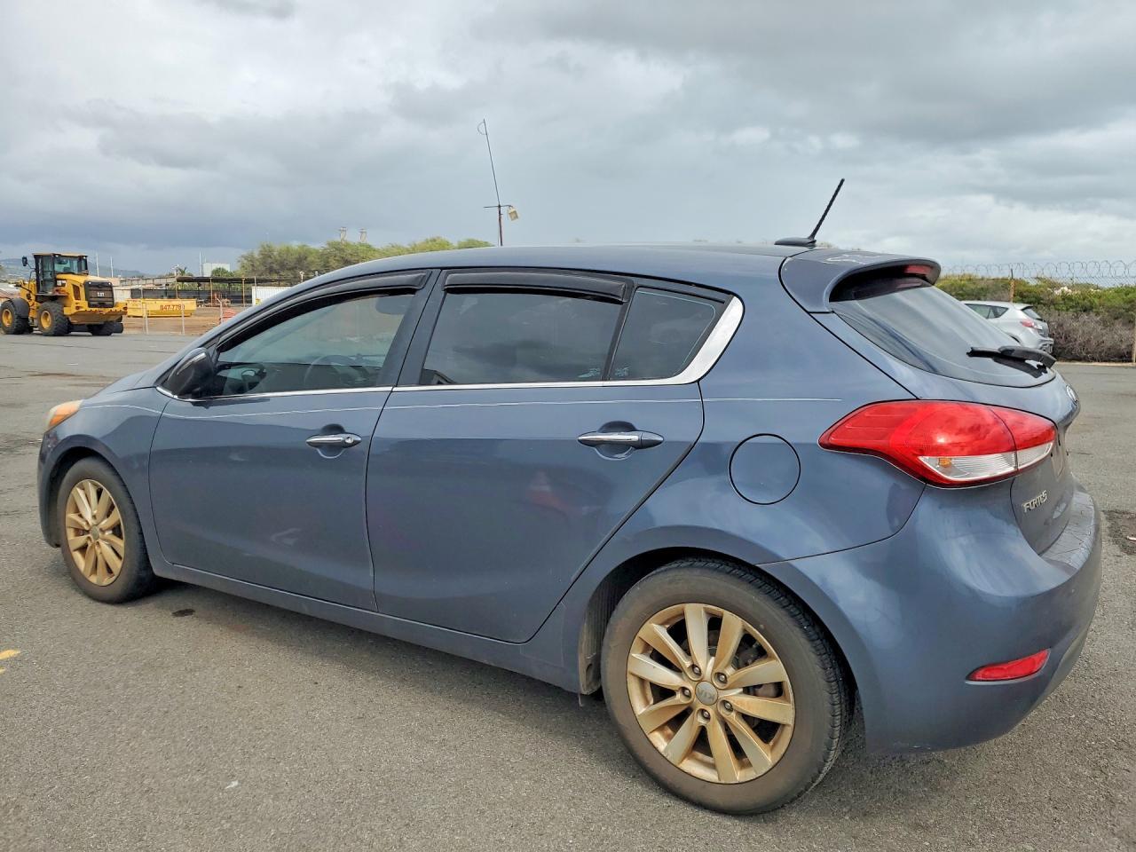 2014 Kia Forte Ex - Image 2