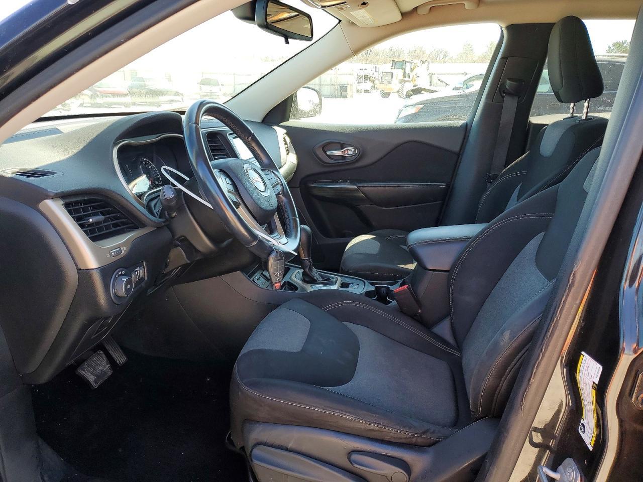 2014 Jeep Cherokee Latitude - Фото 7