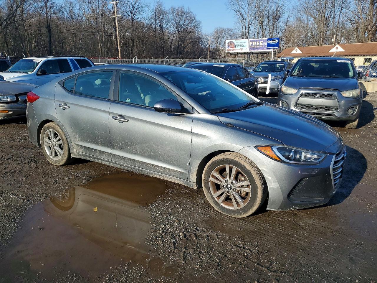 2017 Hyundai Elantra Se - Фото 4