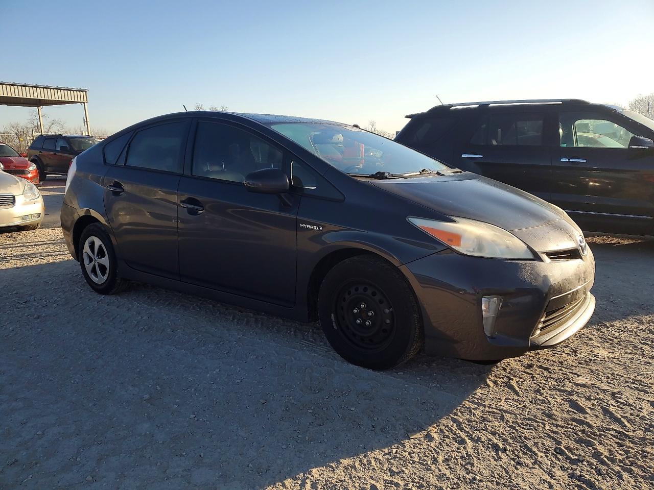 2012 Toyota Prius - Фото 4
