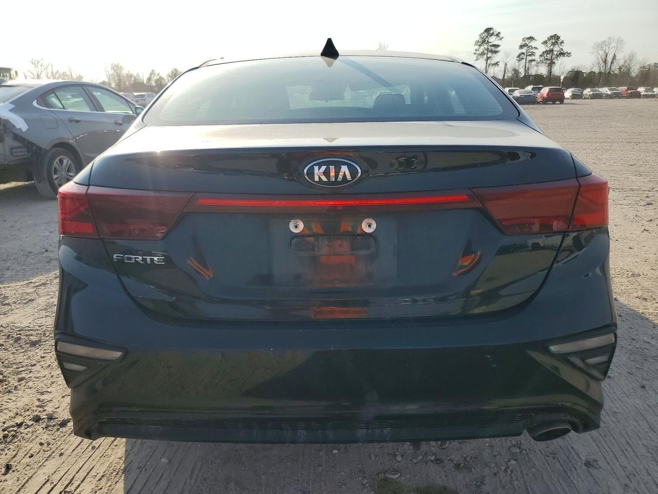 2021 Kia Forte Fe - Фото 6
