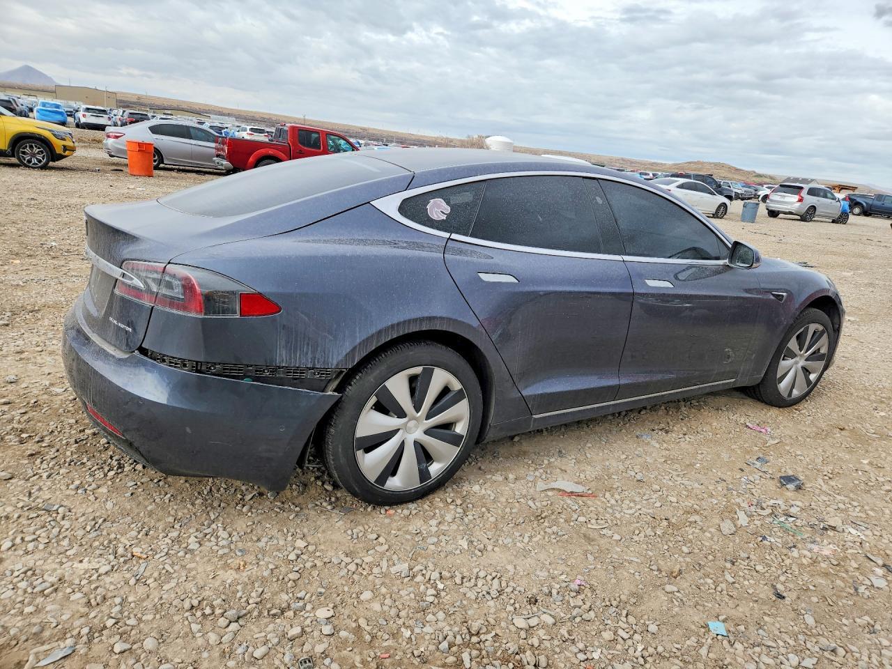 2020 Tesla Model S - Фото 3