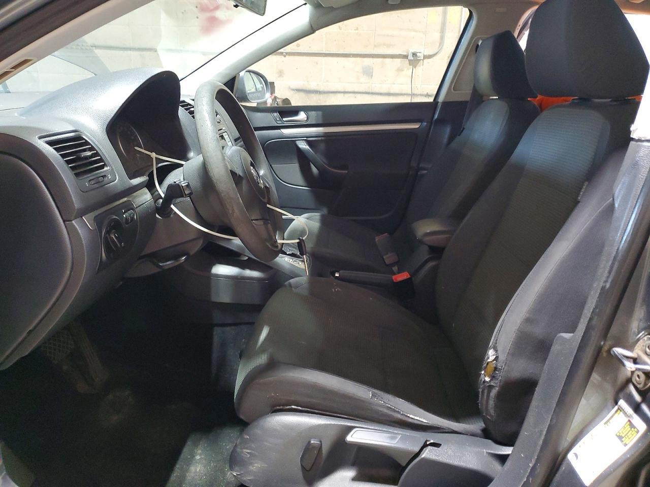 2010 Volkswagen Jetta S - Image 7