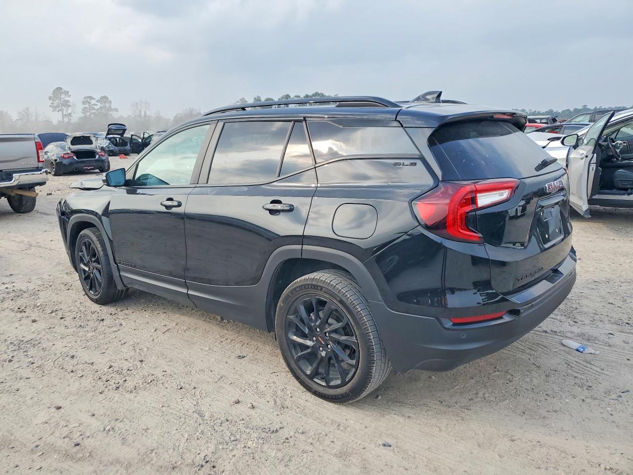 2024 GMC Terrain Sle - Фото 2