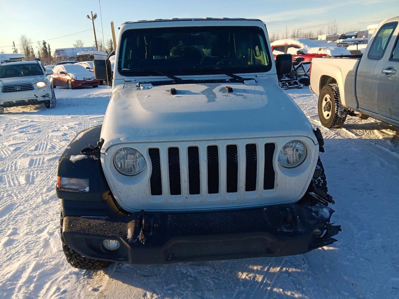 2023 Jeep Wrangler Sport - Фото 5