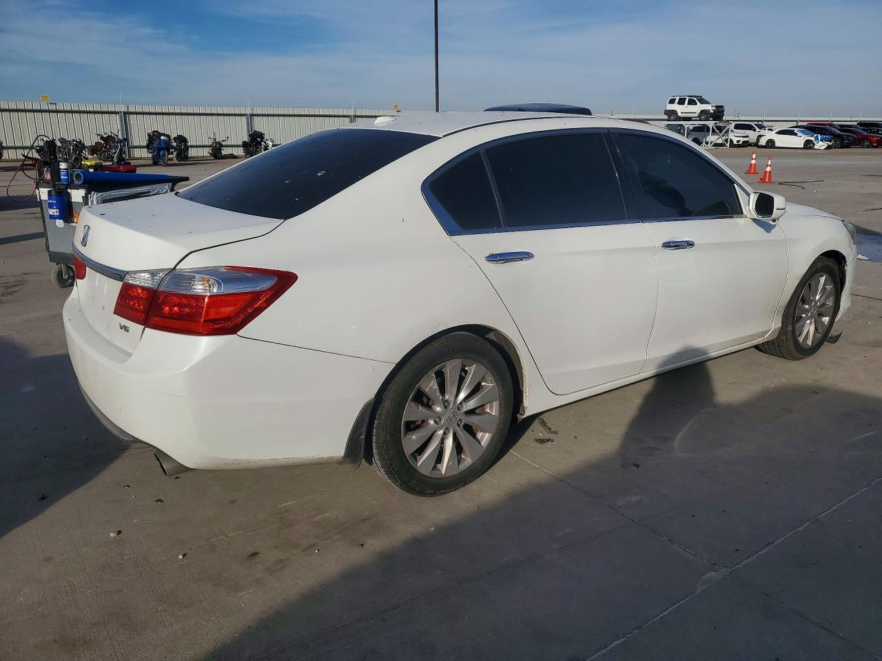 2015 Honda Accord Exl - Image 3