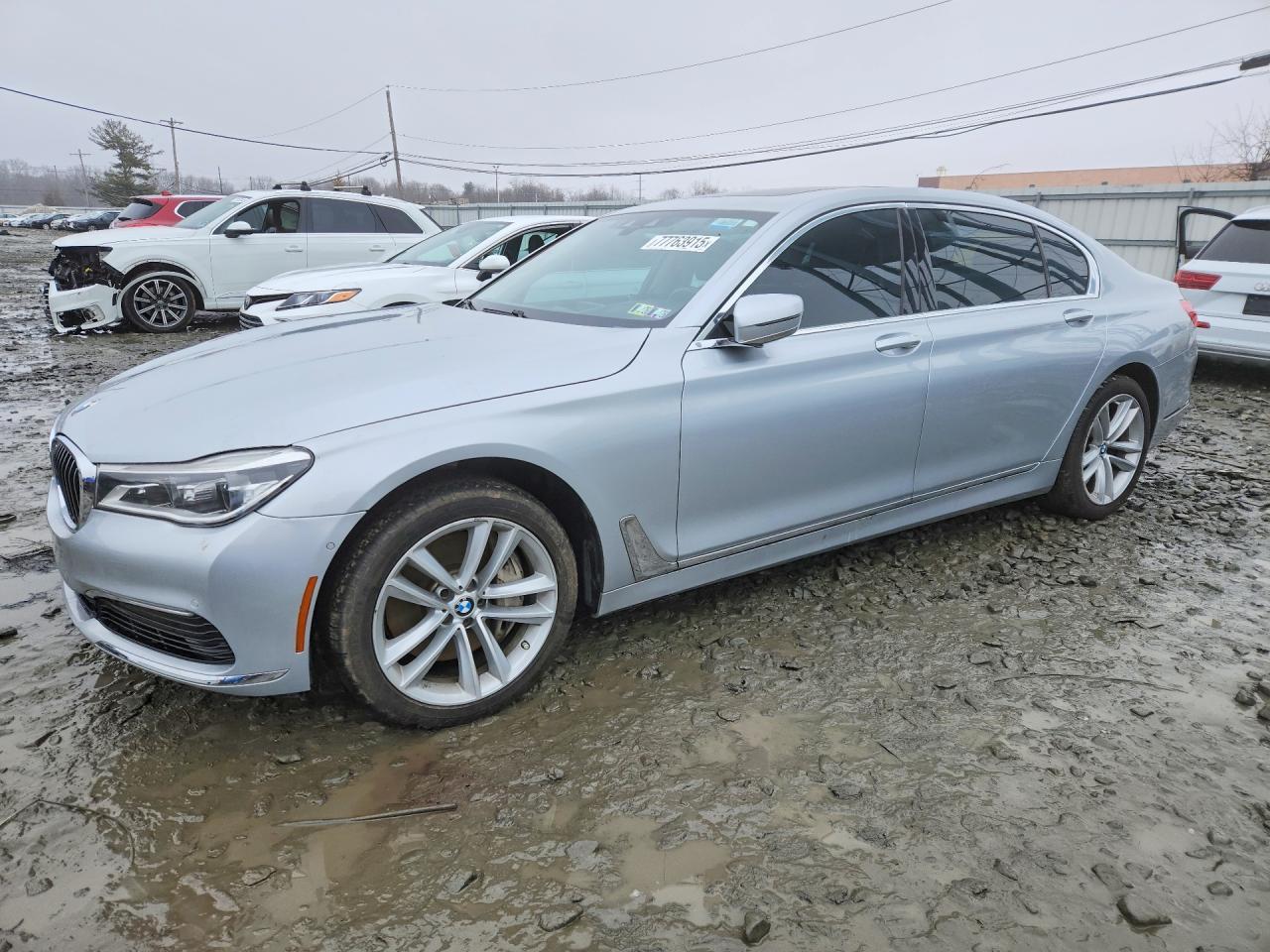 2016 BMW 750 Xi