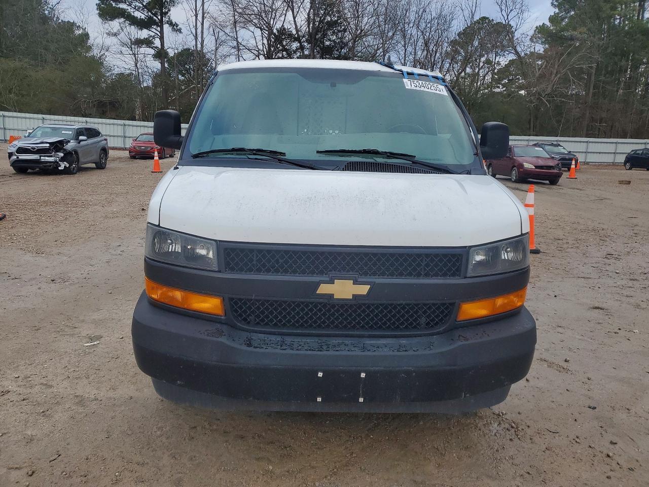 2021 Chevrolet Express G2500 - Фото 5