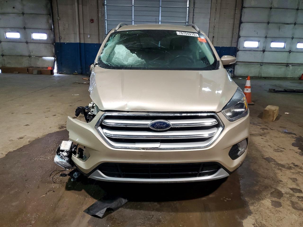 2018 Ford Escape Titanium - Image 5