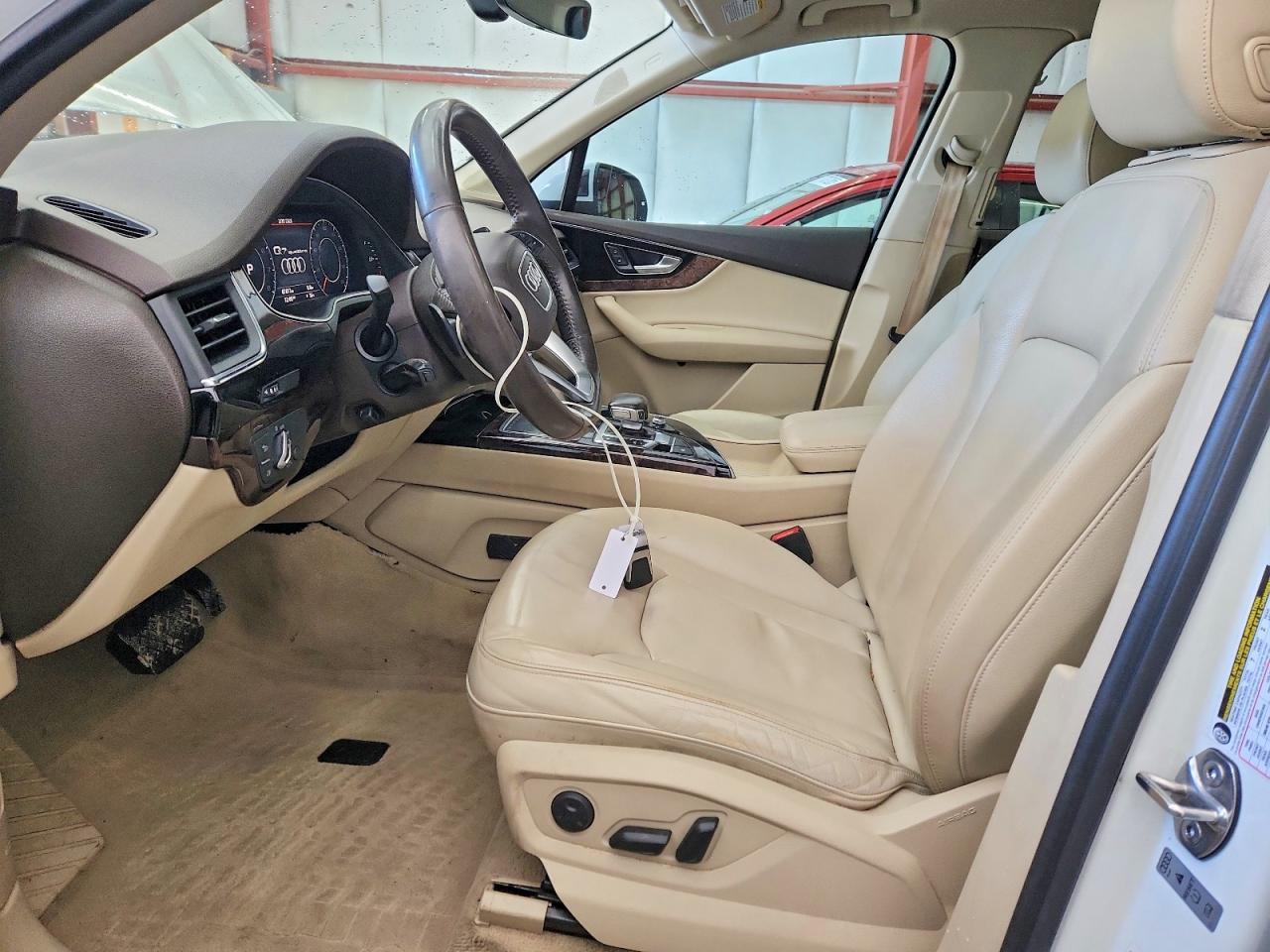 2019 Audi Q7 Premium Plus - Image 7