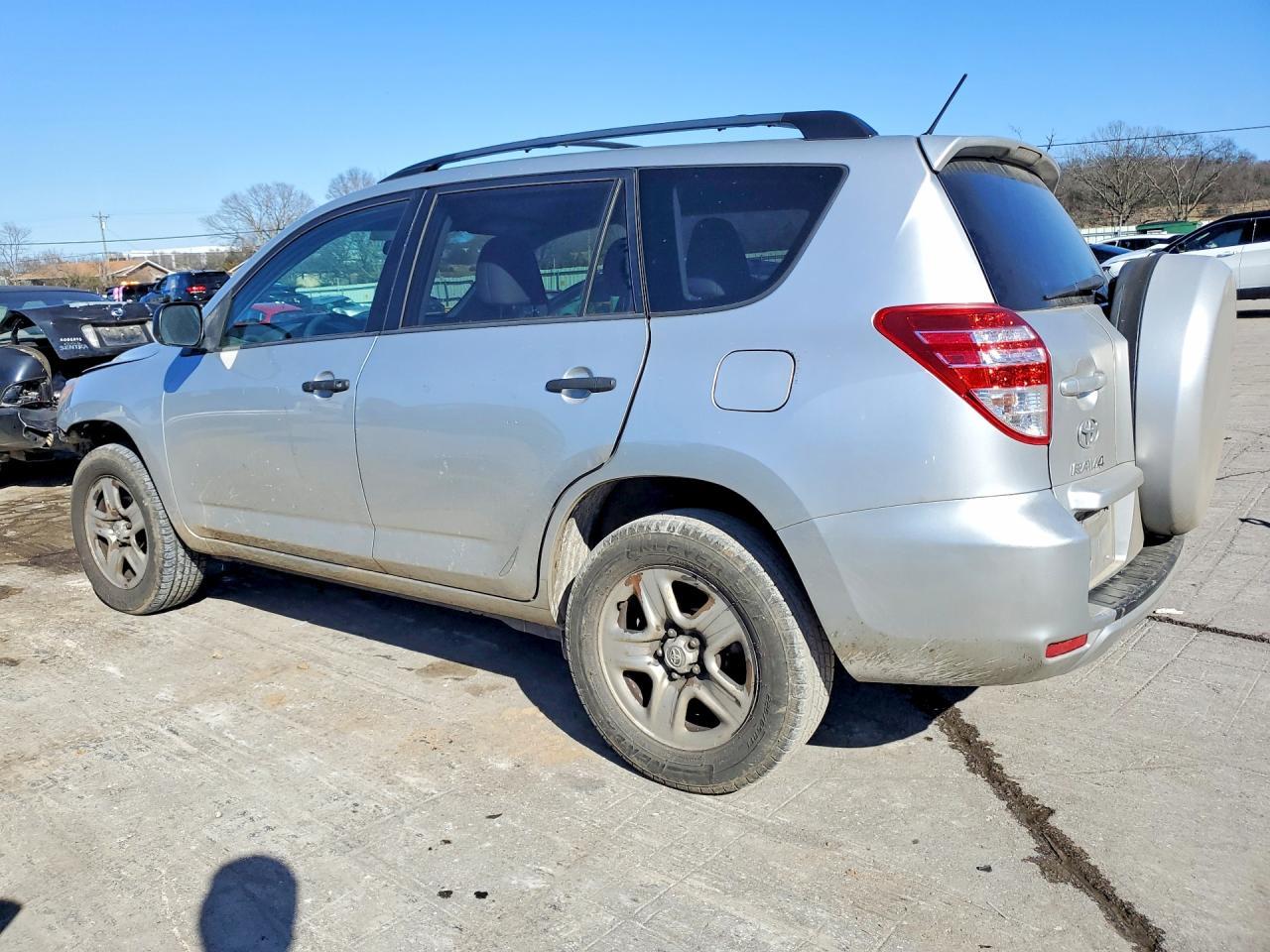 2012 Toyota Rav 4 - Image 2