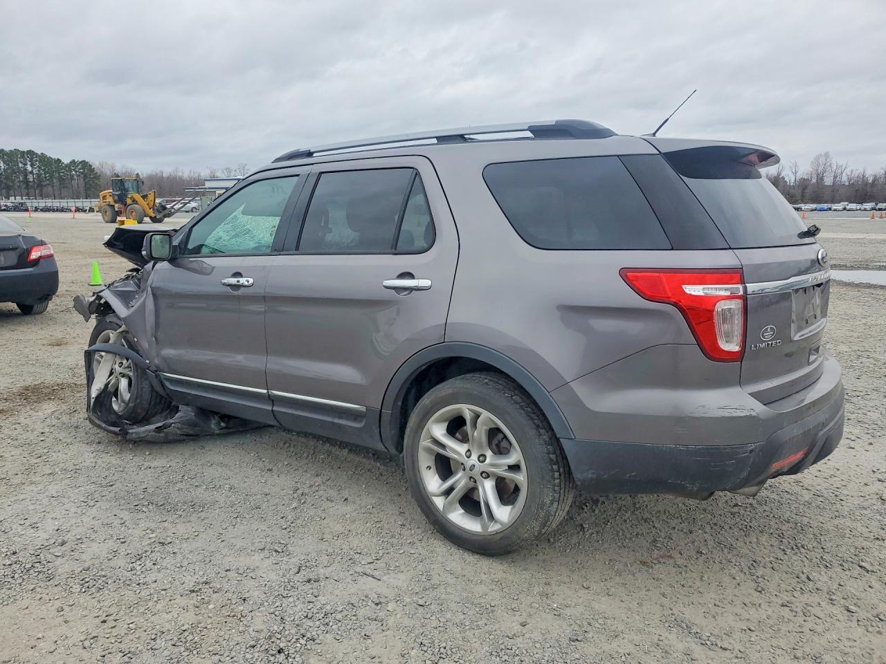 2014 Ford Explorer - Фото 2