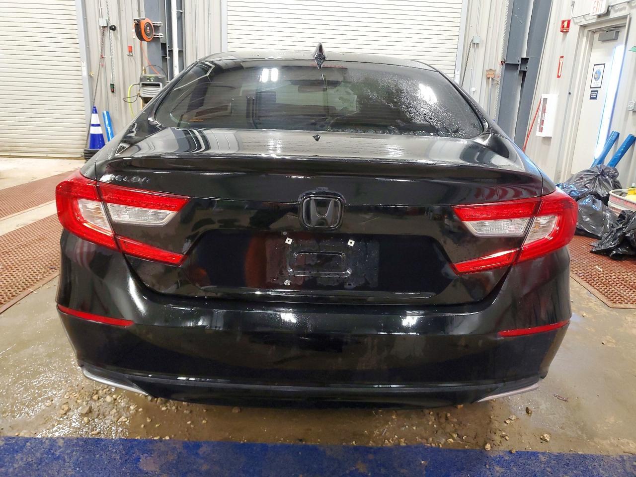 2019 Honda Accord Lx - Image 6
